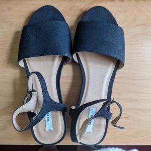 Kimchi Blue Sandals Women's Size 6